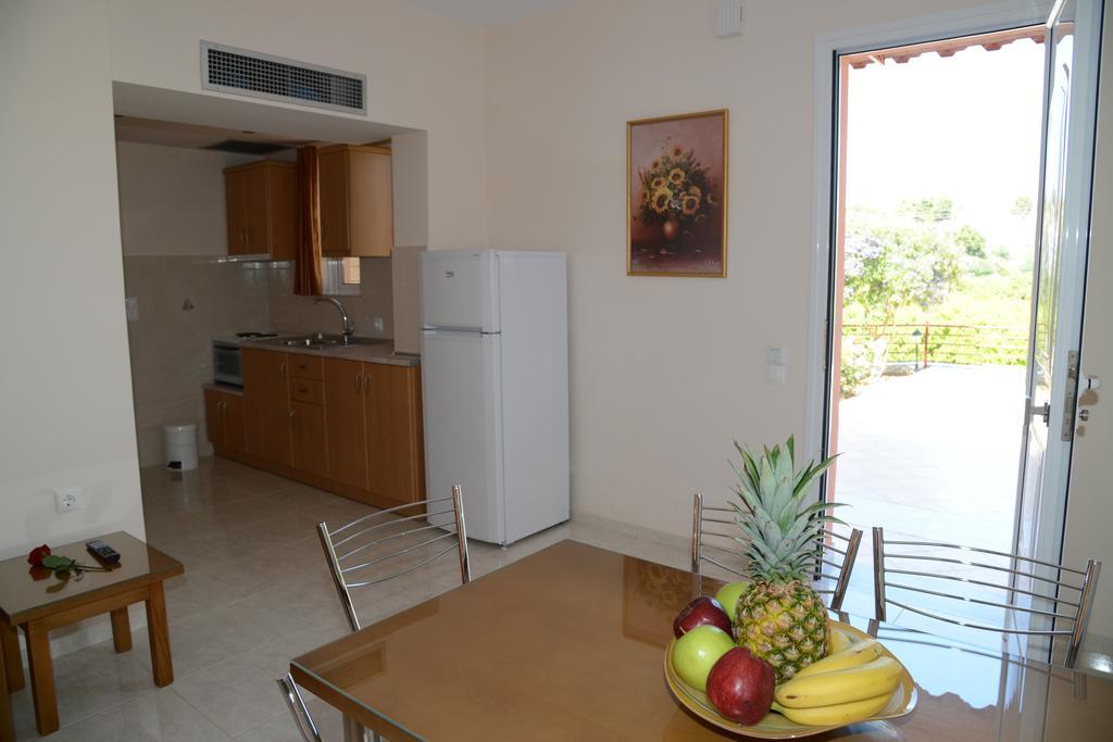 Maria'S Filoxenia Suites 드레파논 외부 사진