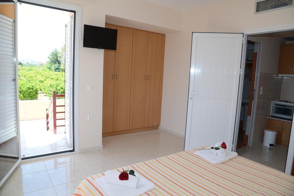 Maria'S Filoxenia Suites 드레파논 외부 사진