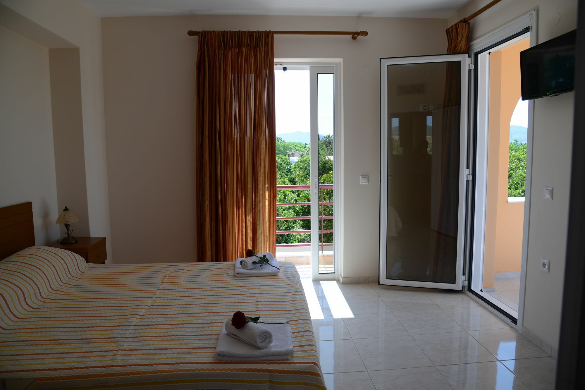 Maria'S Filoxenia Suites 드레파논 외부 사진